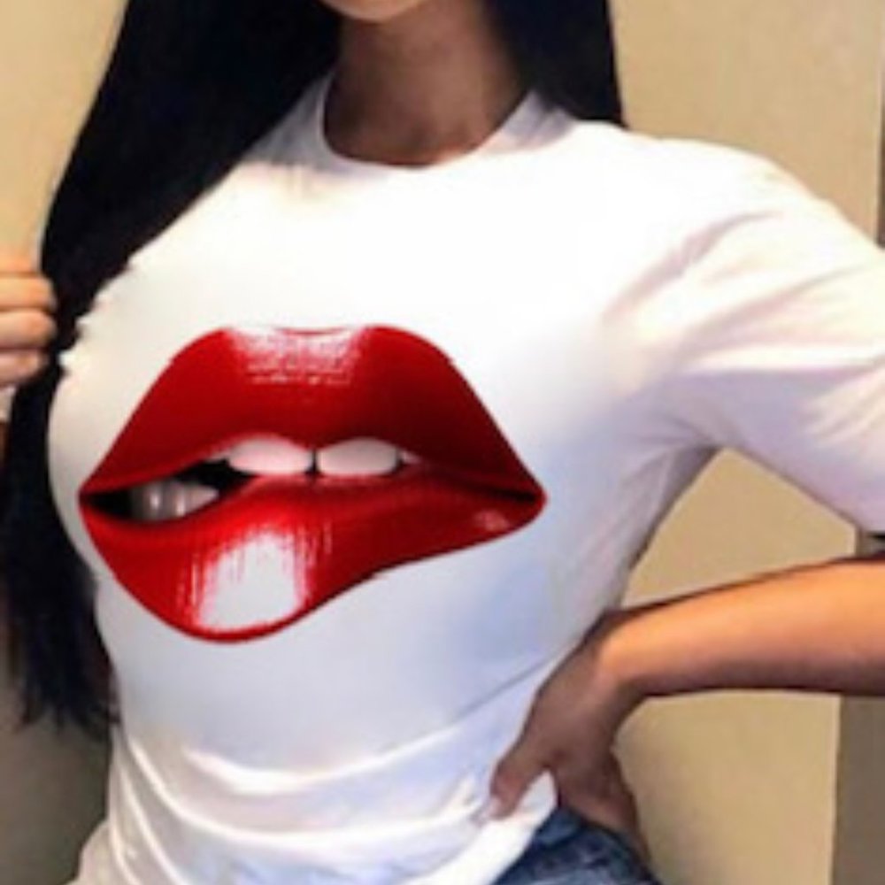Cute Lips Printed T Shirt